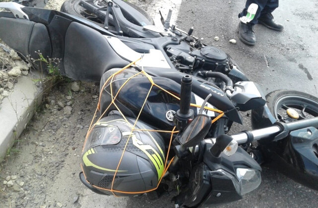 Kaskı Kafasına Değil Motora Takan Sürücü Kazada Ağır Yaralandı