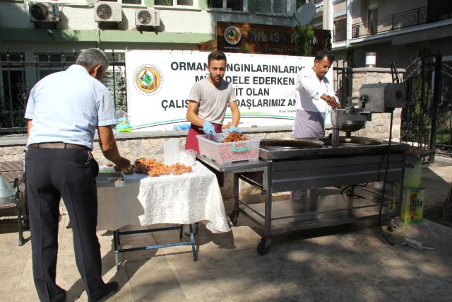 Milas ta Orman Şehitleri İçin Lokma Dağıtıldı