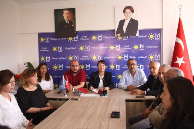 Muğla İyi Parti den Toplu İstifa Kararı