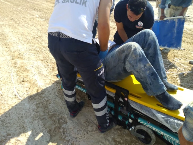 Uçuruma Yuvarlanan Kamyondan Son Anda Atlayarak Kurtuldu