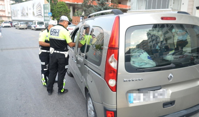 Uşak Polisi Güvenlik Uygulamalarını Yoğunlaştırdı