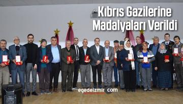 Kıbrıs Gazilerine Madalyaları Verildi
