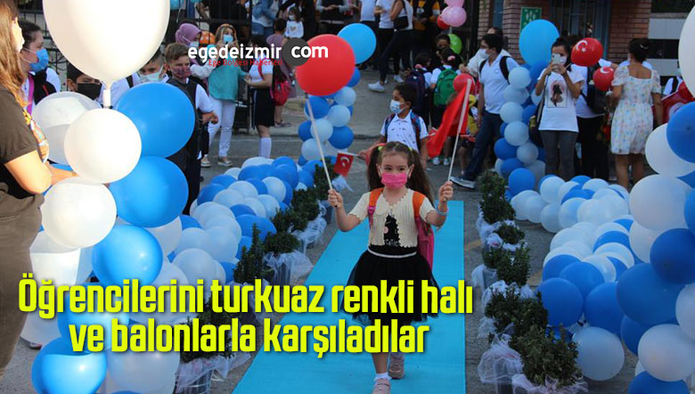 turkuaz renkli