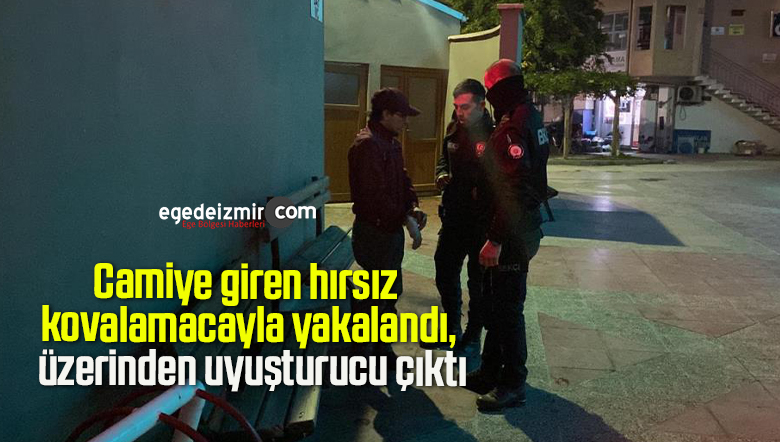 camiye giren