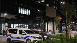 İzmir’de doktor ve sağlık çalışanları kendilerini odaya kilitledi, tehdit şüphelisi tutuklandı