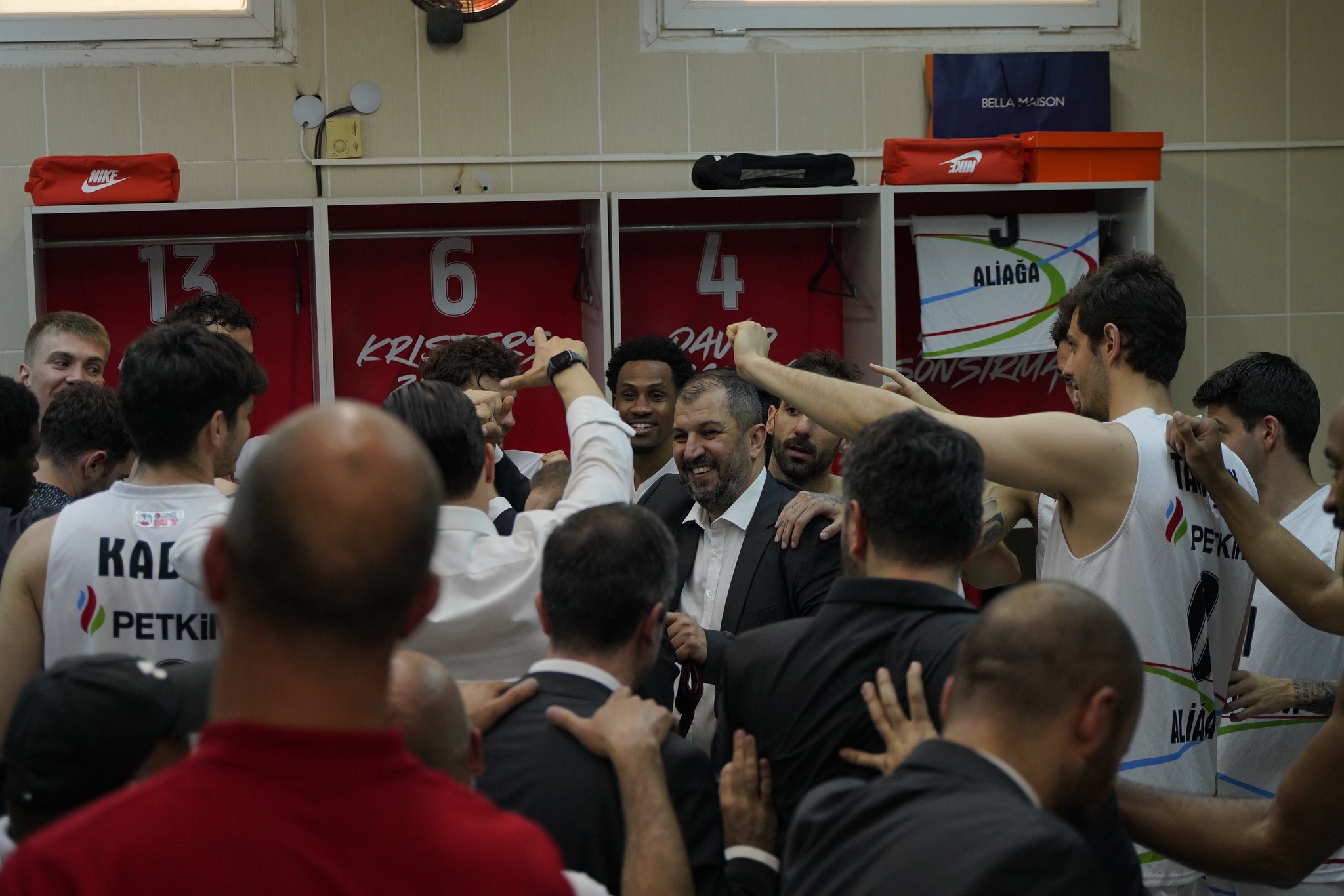 ALİAĞA PETKİMSPOR, DARÜŞŞAFAKA DEPLASMANINDA