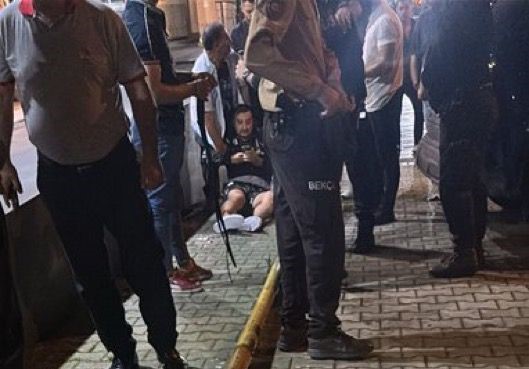 FENERBAHÇE'NİN ESKİ FUTBOLCUSU SERHAT AKIN'A SİLAHLI SALDIRI
