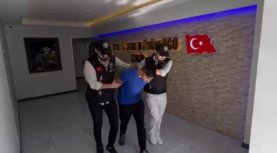 TAKİP ETTİĞİ HUSUMETLİSİNİ SİLAHLA VURARAK ÖLDÜREN ZANLI TUTUKLANDI