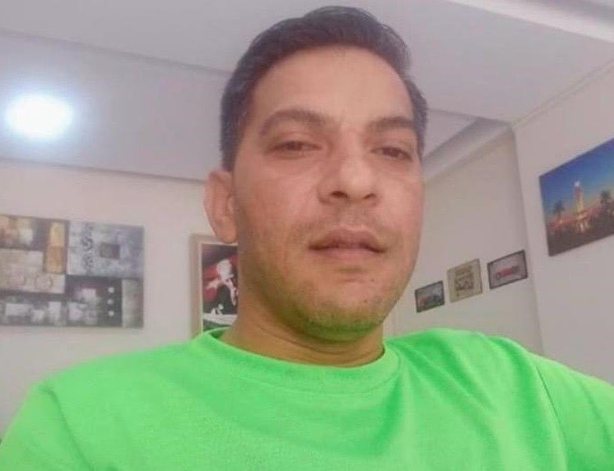 İZMİR'DE SOKAK ORTASINDA İNFAZ