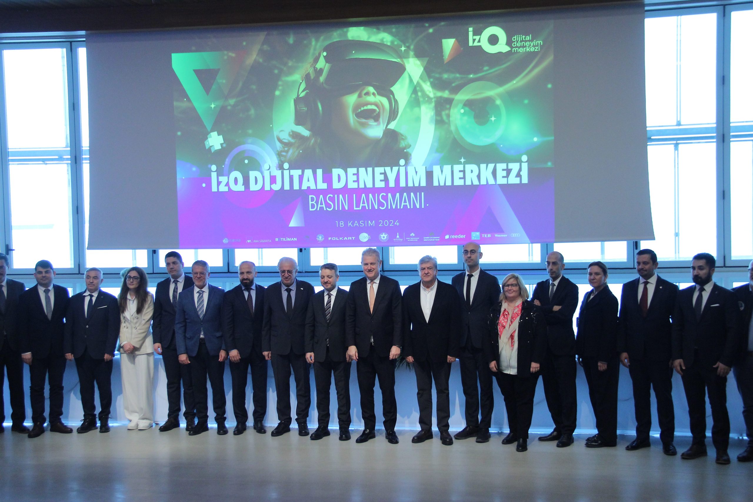 İZQ DİJİTAL DENEYİM MERKEZİ KAPILARINI AÇTI
