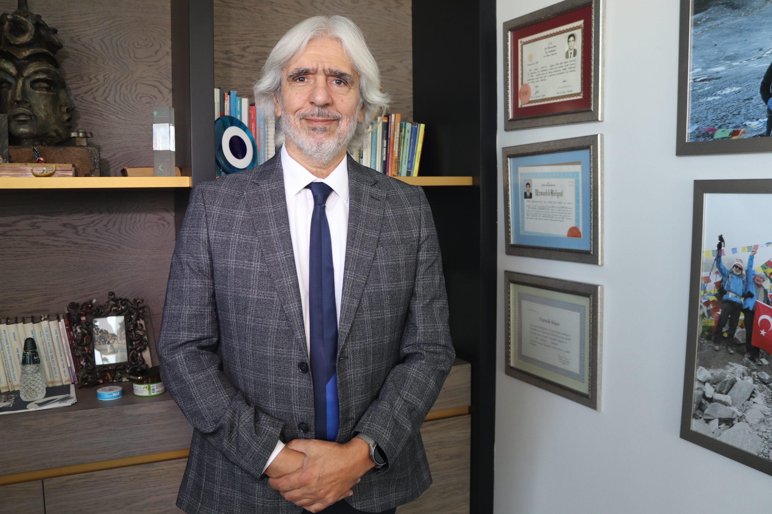 UZMANINDAN 'KAÇAK ALKOL' UYARISI: "ÖLÜMLER ÇOK SIK GÖRÜLÜYOR"