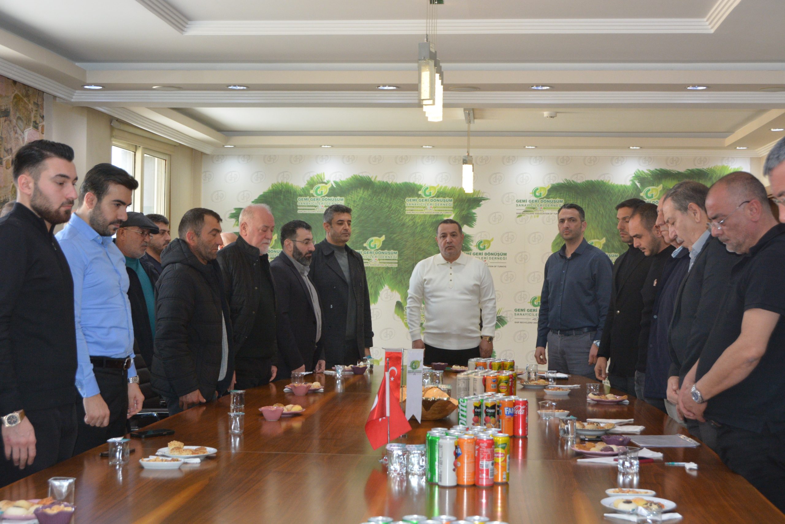 GEMİSANDER'DE ÖNAL DÖNEMİ DEVAM EDİYOR KÂMİL ÖNAL, GEMİSANDER BAŞKANLIĞINDA GÜVEN TAZELEDİ KÂMİL ÖNAL: "GÜÇLÜ EKONOMİ İÇİN DAHA ÇOK ÜRETECEĞİZ"