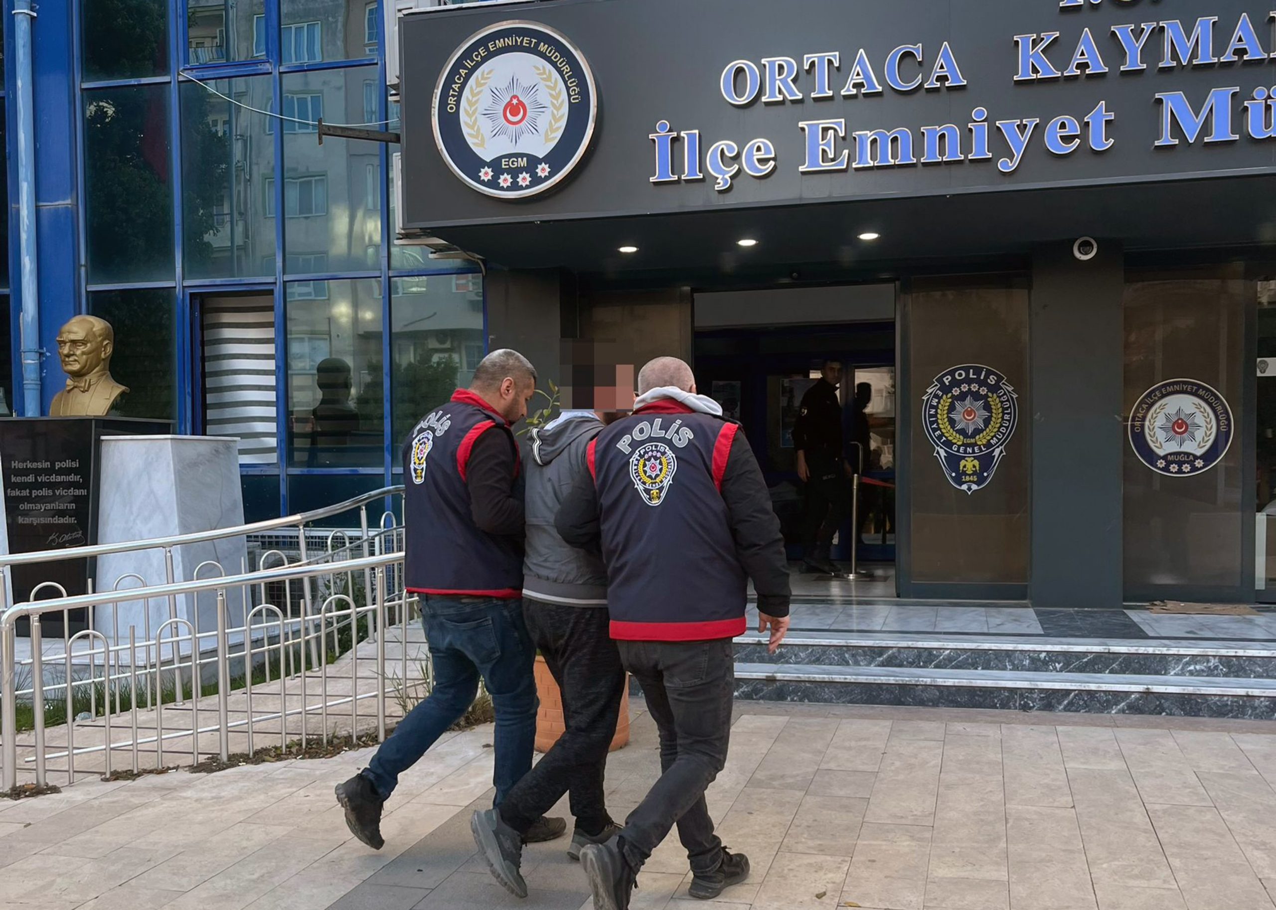 TERÖR ÖRGÜTÜ ÜYELİĞİNDEN HAPİS CEZASI BULUNAN ŞAHIS YAKALANDI