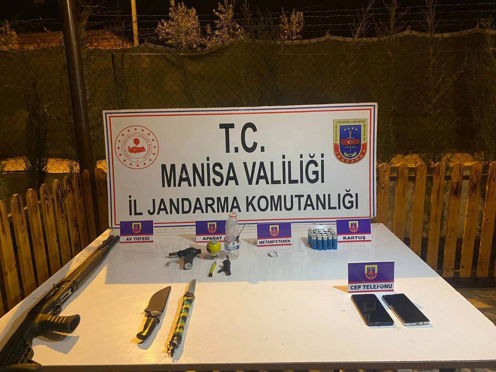 SARIGÖL JANDARMASI UYUŞTURUCUYA GEÇİT VERMEDİ