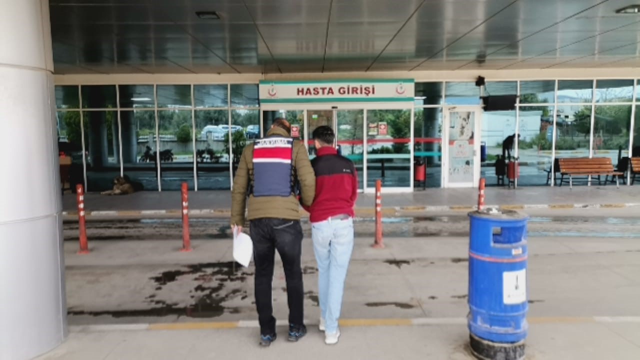 İZMİR'DE TERÖR ÖRGÜTÜ PROPAGANDASI YAPAN 7 KİŞİ GÖZALTINA ALINDI