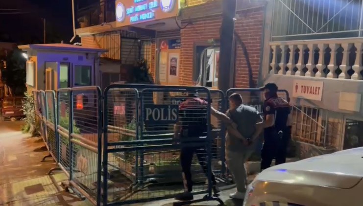 FİRARİ ZEHİR TACİRİ, YUNUSLAR'A YAKALANDI