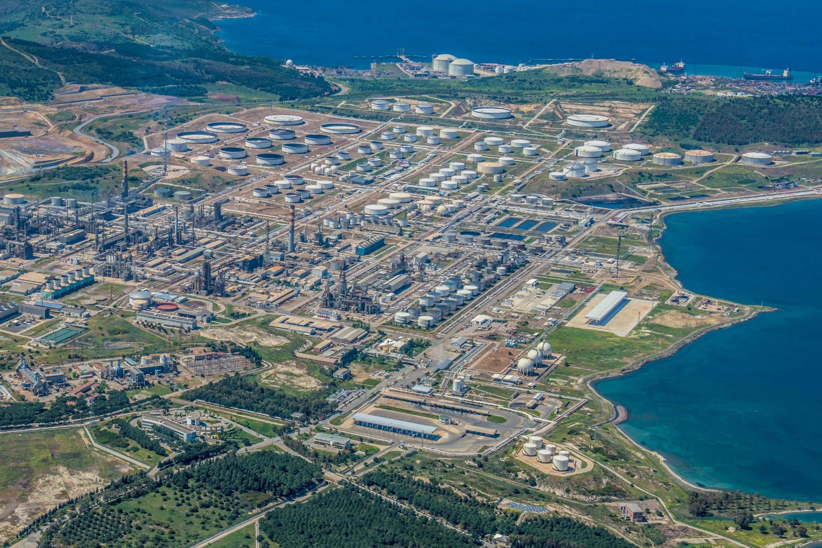ALİAĞA, 100 BÜYÜK SANAYİ KURULUŞU LİSTESİNE DAMGASINI VURDU