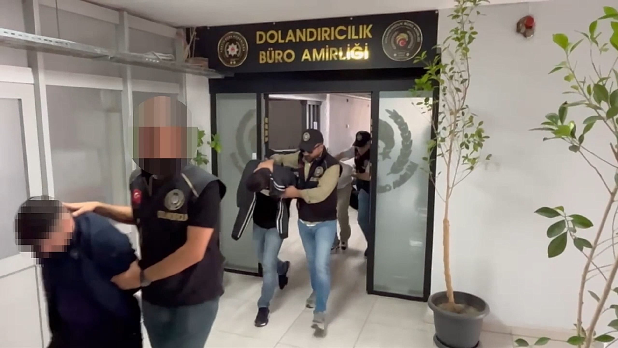 DEVRE MÜLK DOLANDIRICILIĞI YAPAN YAPAN ÇETE ÇÖKERTİLDİ