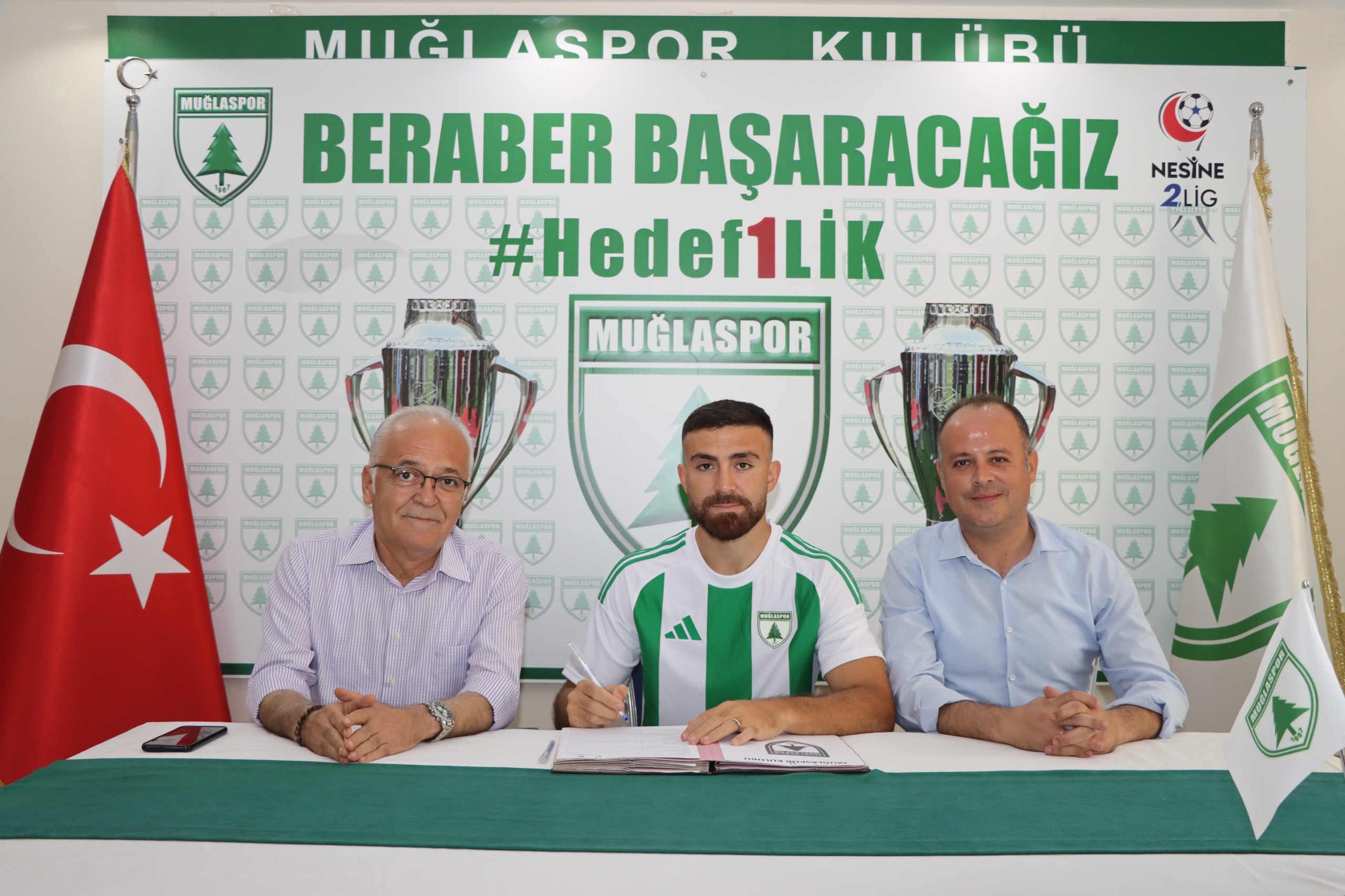 MUĞLASPOR, ORTA SAHASINA TAZE KAN