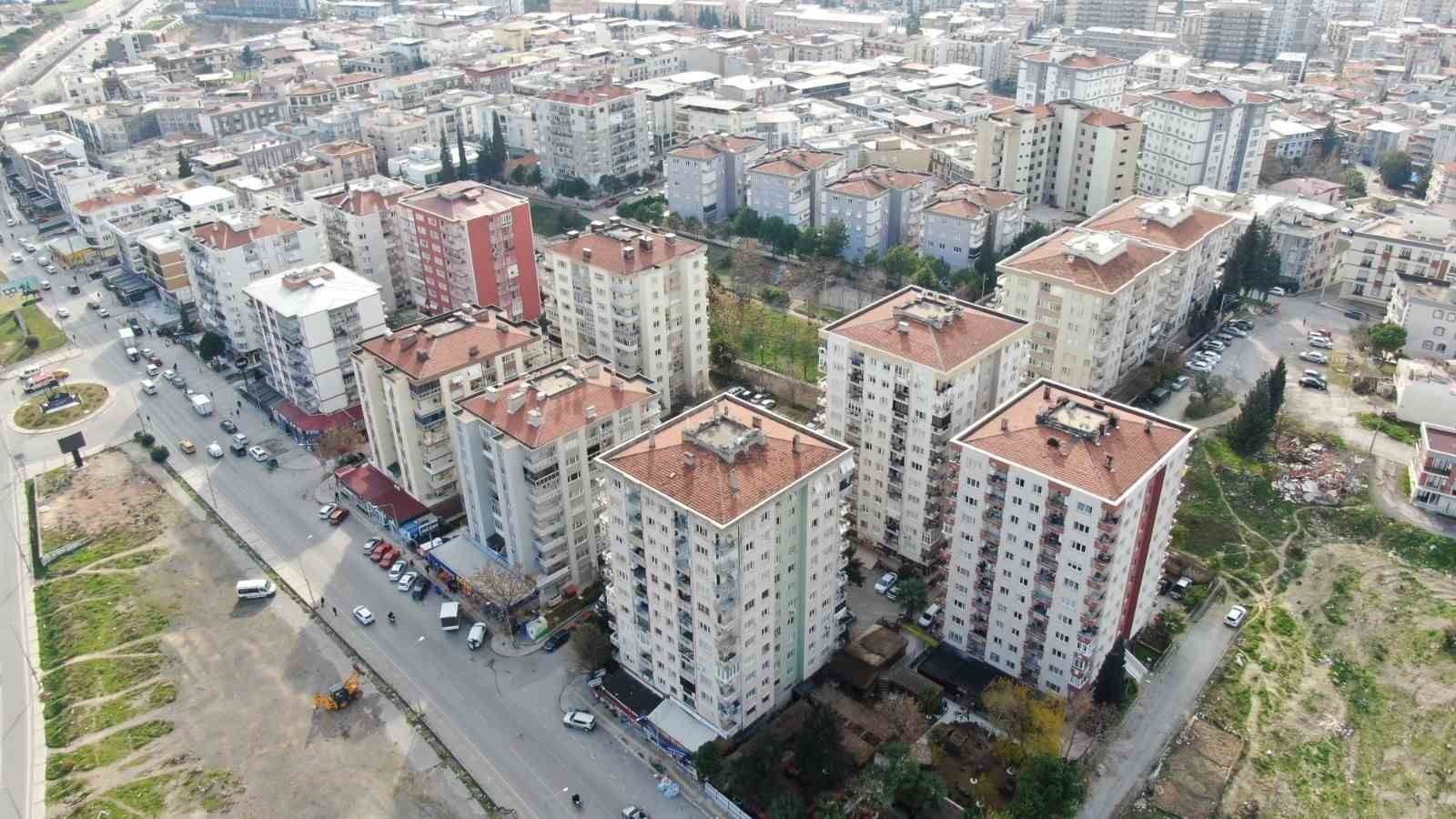 İZMİR'DE KONUT SATIŞLARI HAZİRAN AYINDA YÜZDE 37 ARTTI HAZİRAN AYINDA İZMİR'DE 5 BİN 987 KONUT SATILDI
