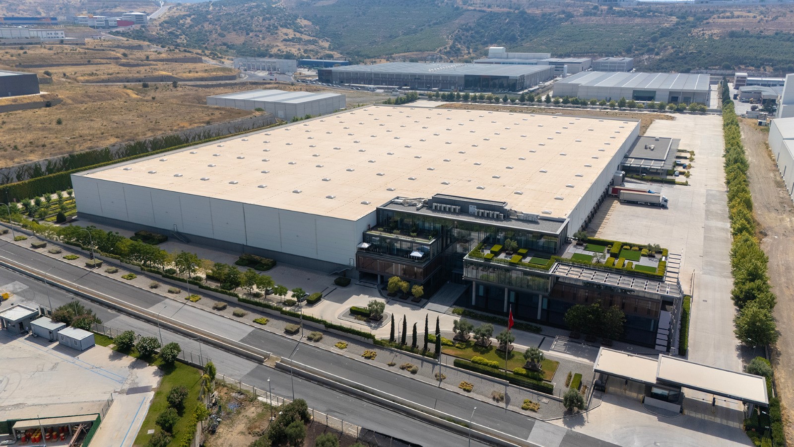 HONDA, İZMİR'DE 100 BİN KAPASİTELİ MOTOSİKLET FABRİKASI KURACAK