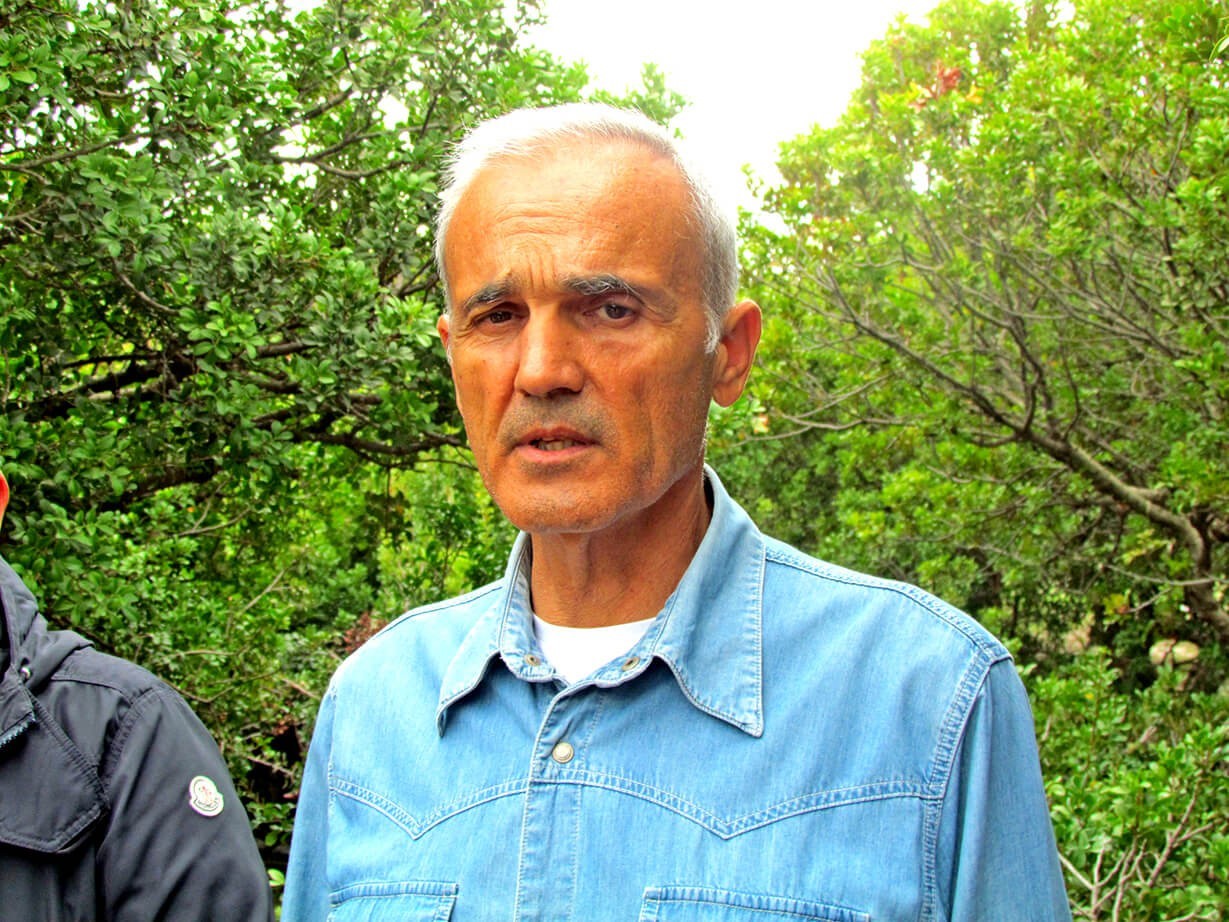ÇEŞME SAKIZ ÜRETİCİLERİNDEN KOMŞUYA İŞ BİRLİĞİ DAVETİ