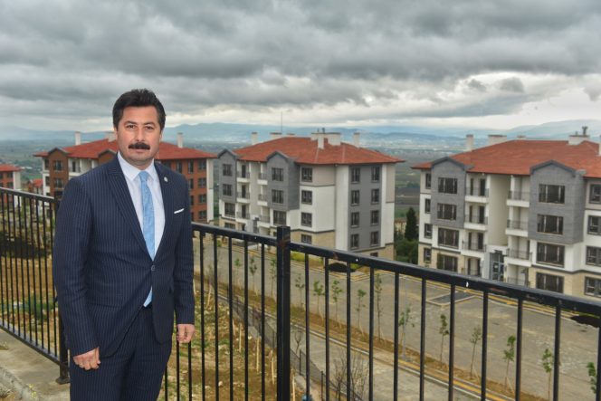 CUMHURBAŞKANI ERDOĞAN'DAN YENİŞEHİR'E 500 KONUT MÜJDESİ ERCAN ÖZEL: "TÜM KURUMLARLA KOORDİNELİ ÇALIŞACAĞIZ"