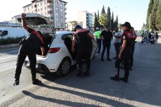 POLİSTEN ŞEHİRDE FİRARİ TEMİZLİĞİ: 718'İ YAKALANDI