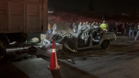 GAZİANTEP'TE OTOMOBİL KAMYONA ARKADAN ÇARPTI: 3 ÖLÜ