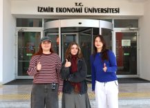 FİLMLERİ ÇEKTİLER, ÖDÜLLERİ KAPTILAR SİNEMANIN 'ÖDÜL' AVCILARI