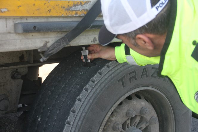 ZORUNLU KIŞ LASTİĞİ UYGULAMASI YARIN BAŞLIYOR