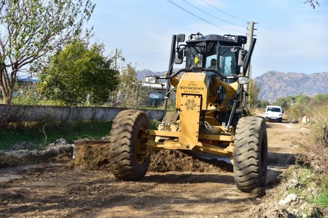SINIRTEKE YOLU MODERN ULAŞIM AĞINA KAVUŞUYOR BAŞKAN KAYA: "SINIRTEKE YOLUNU GÜVENLİ VE KONFORLU HALE GETİRİYORUZ"