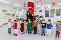 EĞİTİM GÖRDÜĞÜ ANAOKULUNA ÖĞRETMEN OLDU