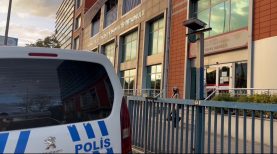 BURSA'DA BİR OKULDA PROFİTEROL YİYEN 8 ÖĞRENCİ FENALAŞTI KANTİNDE TARİHİ GEÇMİŞ BAŞKA ÜRÜNLER DE BULUNDU