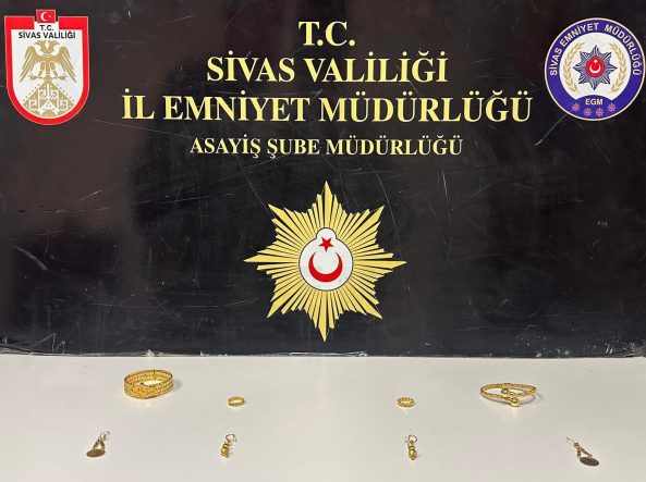 EVLİLİK VAADİYLE DOLANDIRDILAR, KAÇAMADAN YAKALANDILAR