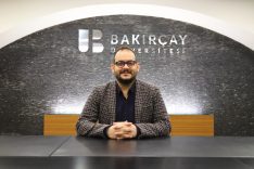 BAKIRÇAY ÜNİVERSİTESİ'NDEN BÜYÜK GURUR: PROF. DR. KADRİ ÖZDEMİR DÜNYA 270'İNCİSİ