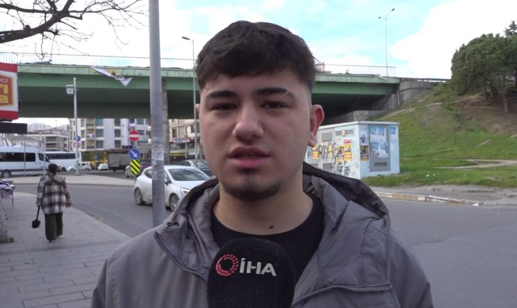EHLİYET SINAVINDAN 7'İNCİ KEZ KALAN GENÇ ORTALIĞI BİRBİRİNE KATTI; O ANLAR KAMERADA AVCILAR'DA EHLİYET SINAVINDAN BİLEREK BIRAKILDIĞI İDDİA EDEN GENÇ; "6 KEZ KALDIM, 7'İNCİDE HAKSIZLIK YAPILDI"