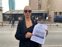 İZMİR'DE AKARYAKIT İSTASYONU SATIŞINDA SAHTE SENET OYUNU