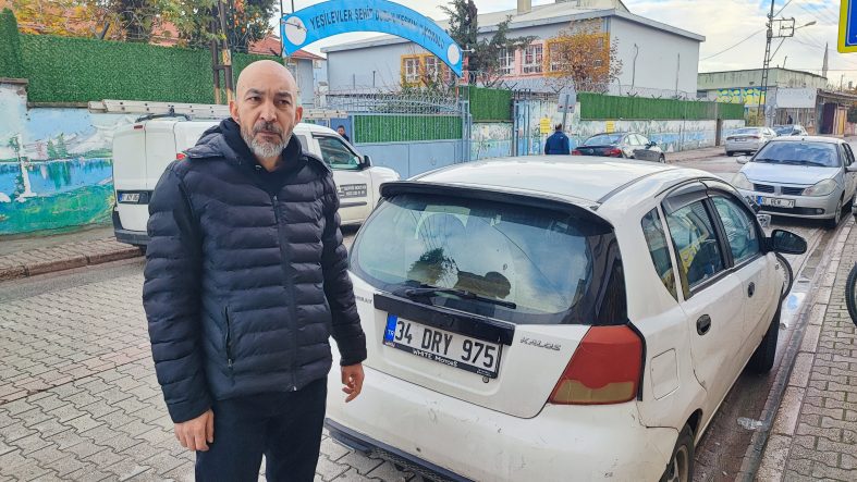 O ANLAR KAMERADA: OKUL ÖNÜNDE ÖĞRETMENE ÖNCE YUMRUK ATTI, ARDINDAN ATEŞ ETTİ
