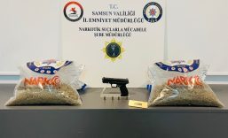 SAMSUN'DA UYUŞTURUCU VE RUHSATSIZ SİLAH ELE GEÇİRİLDİ