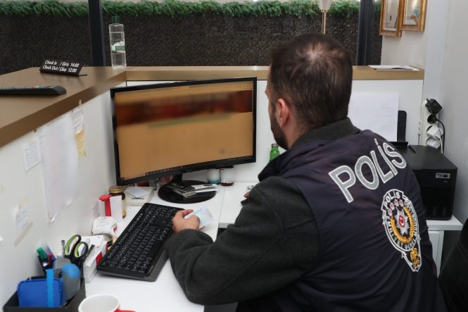 ANTALYA'DA KONAKLAMA TESİSLERİ VE ARAÇ KİRALAMA FİRMALARI DENETLENDİ