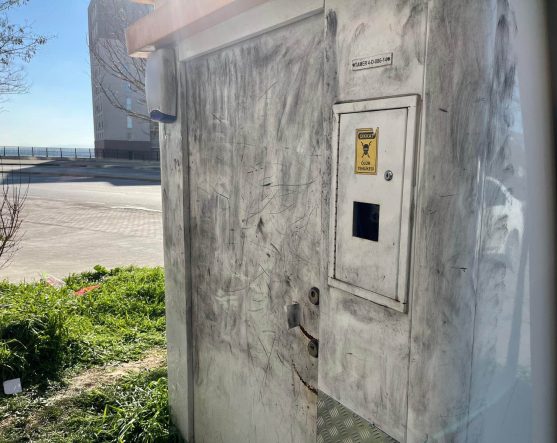 İZMİR'DE PARA NAKİL ARACI SOYGUNUNDA 6 ŞÜPHELİ YAKALANDI
