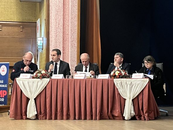 BAYINDIR'DA AFETE HAZIRLIK ÇALIŞMALARI DEĞERLENDİRİLDİ