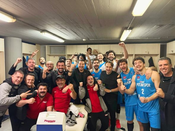 FIBA AVRUPA KUPASI: PERİSTERİ BETSSON: 61 - ALİAĞA PETKİMSPOR: 82