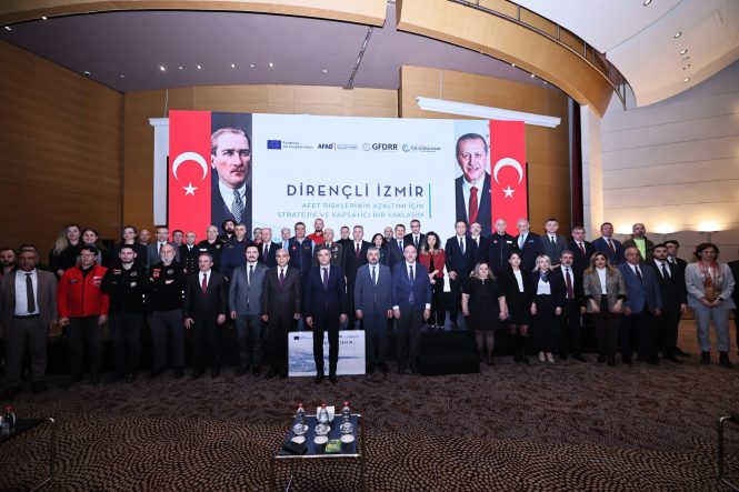 TÜRKİYE'NİN DEPREM HARİTASI GÜNCELLENİYOR: 600 AKTİF FAY KAPIDA VALİ ELBAN UYARDI: "DÖNÜŞÜMÜ HEMEN BAŞLATMALIYIZ" 'DİRENÇLİ İZMİR' PROJESİ TANITILDI