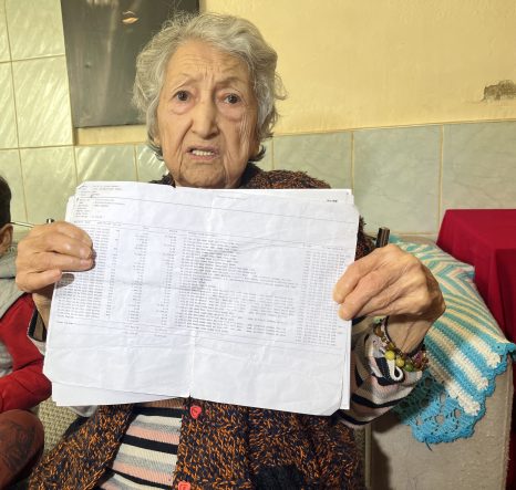 YAŞLI KADINA TORUN DEHŞETİ: EVİNİ ELİNDEN ALIP DARP ETTİLER