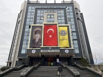 BUCA BELEDİYESİNE OPERASYONDA GÖZALTI SAYISI 26'YA YÜKSELDİ OPERASYONUN ODAĞI: 'RÜŞVET ÇARKI'