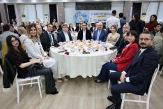 BAŞKAN PEHLİVAN'DAN ÖĞRETMEN VE SAĞLIK ÇALIŞANLARINA VEFA