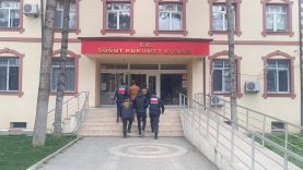 BİLECİK'TE 670 BİN TL'LİK KABLO HIRSIZLIĞI JANDARMA 'KÖSTEBEK' OPERASYONDA 6 KİŞİYİ YAKALADI, 2 KİŞİ TUTUKLANDI