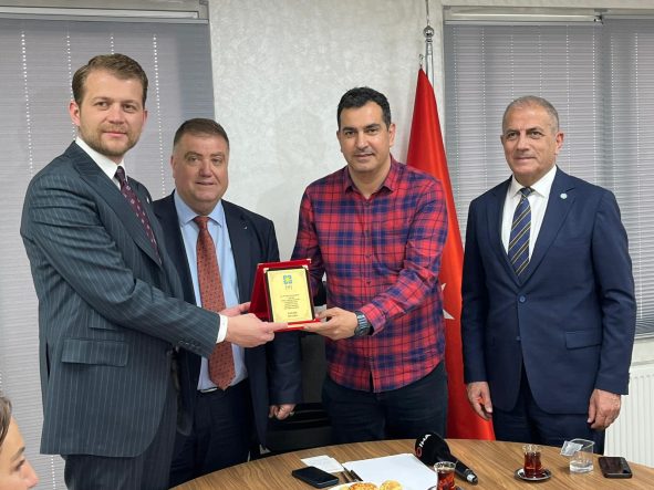 YILIN 'EN İYİ TAKSİCİSİ'